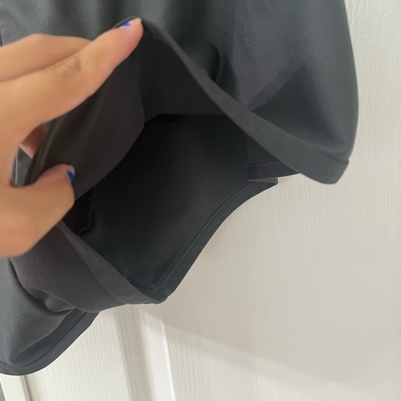 The North Face Grey Shorts - Picture 3 of 6